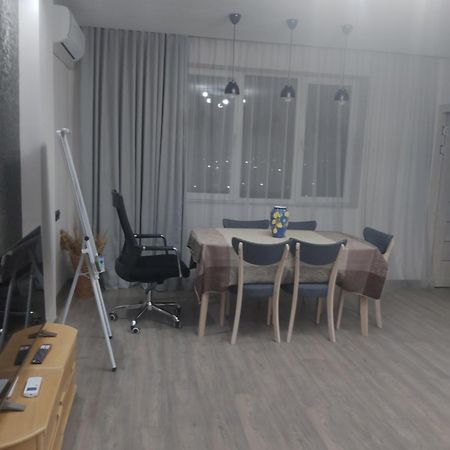 Cozy Apartment Yerevan Exterior photo